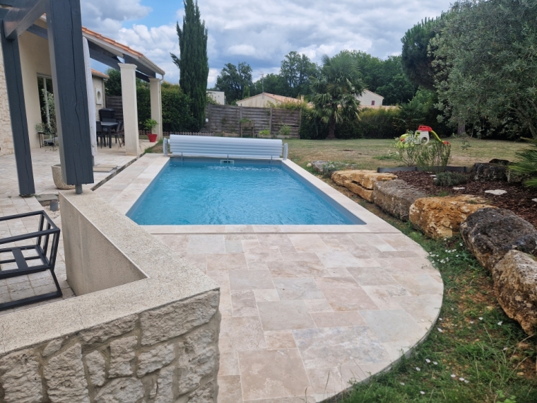 Construction piscine béton, Angoulême, Azur Piscine & Spa